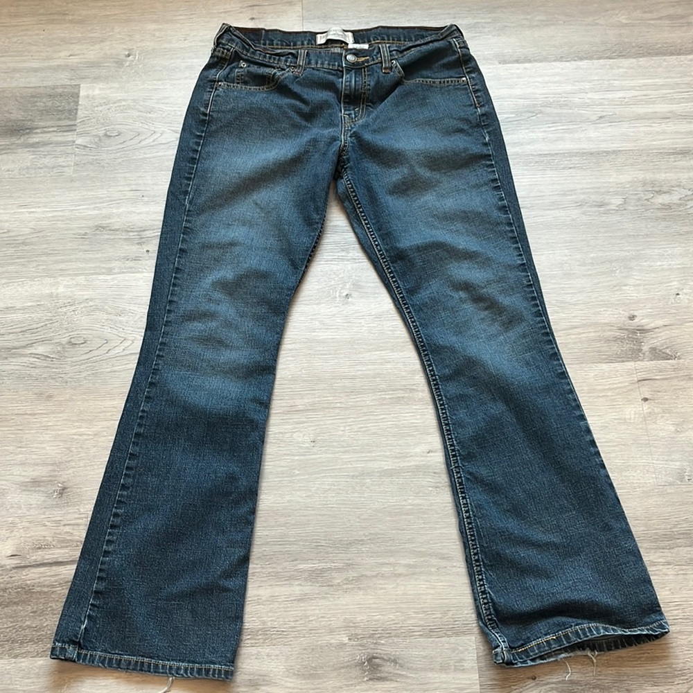EUC Stretch Bootcut Levi’s Jeans
